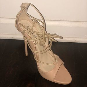 Simmi shoes lace up heels size 8